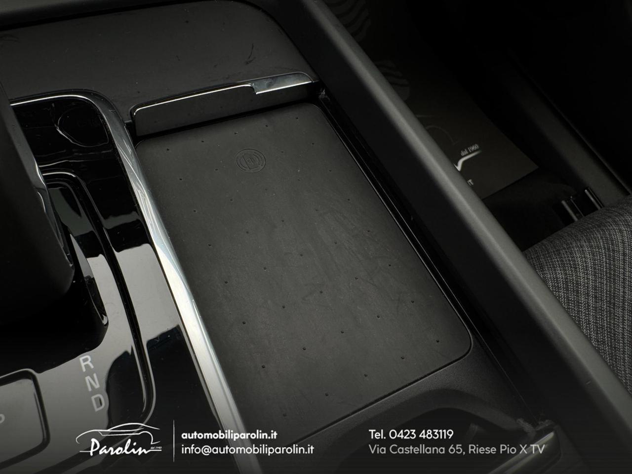 VOLVO XC60 B4 (d) automatico Core Telecamera-CarPlay-Navi