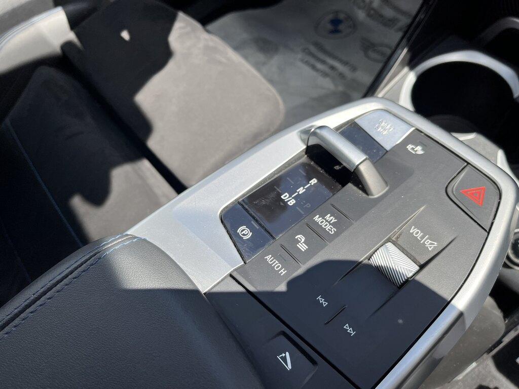 BMW iX1 20 MSport Pro eDrive