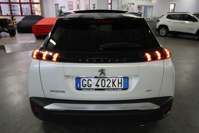 PEUGEOT 2008 BlueHDi 130 S&S EAT8 GT