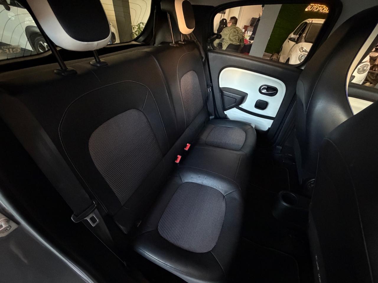 Renault Twingo SCe Lovely
