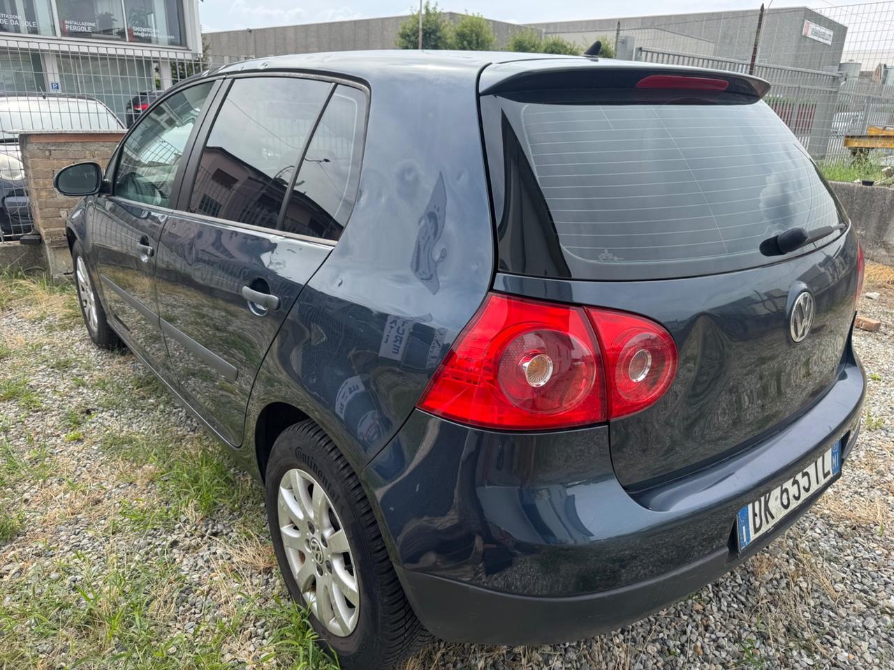 Volkswagen Golf 5 Benzina