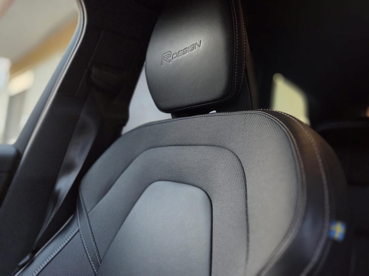 XC60 2.0 b4 R-design awd auto UNICO PROPRIETARIO