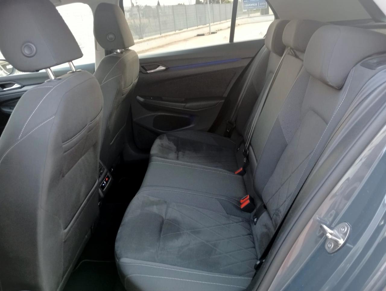 Volkswagen Golf 2.0 TDI DSG SCR Style