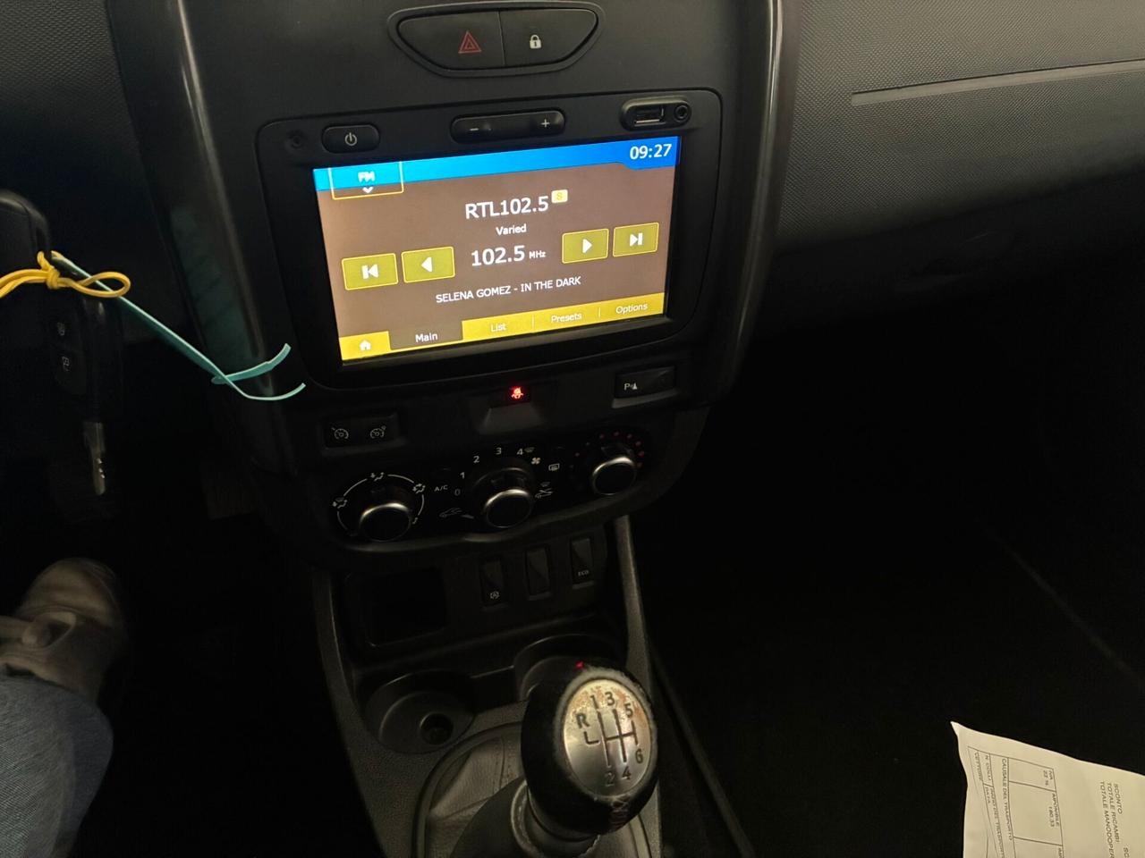 Dacia Duster 1.5 dCi 110cv navi retro perfetta-17