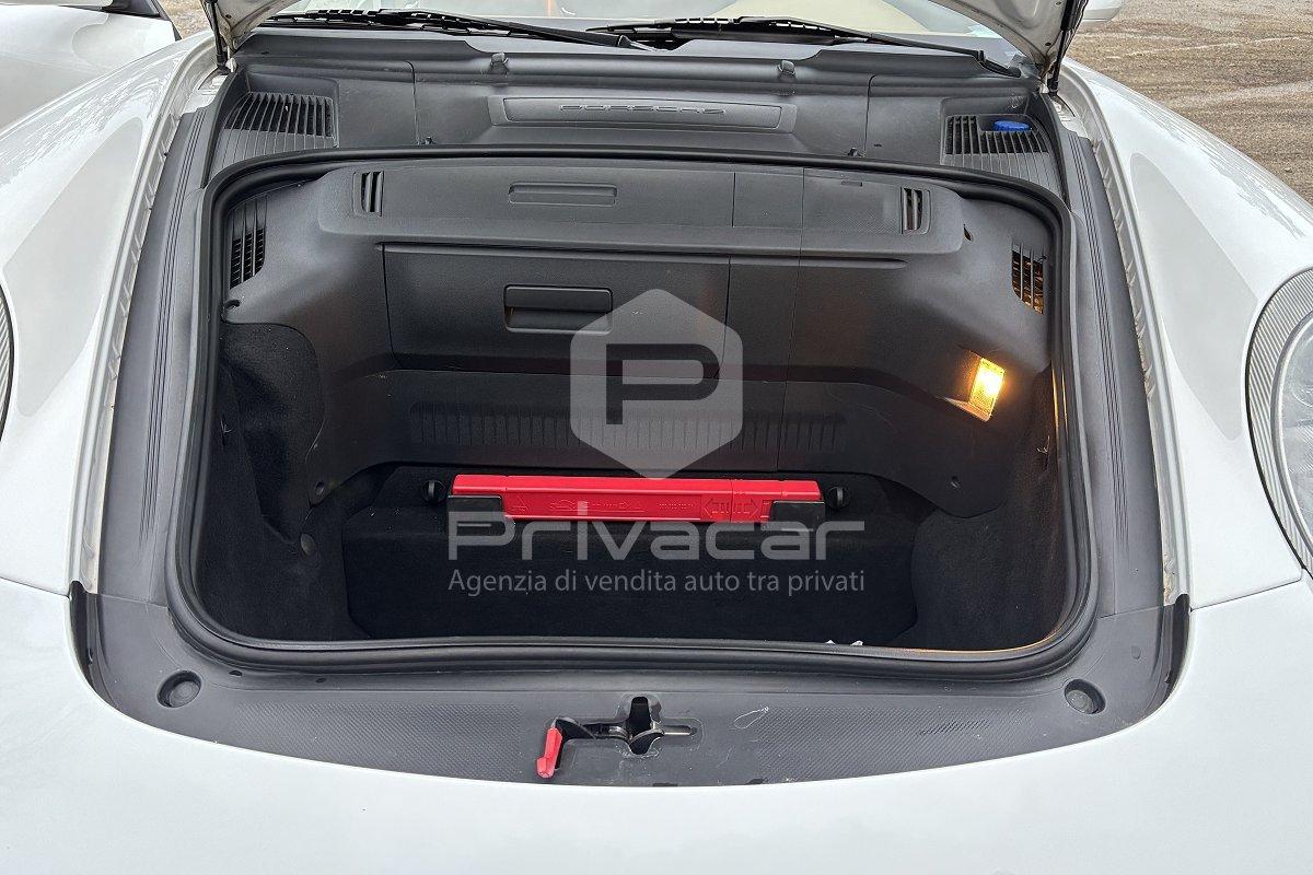 PORSCHE 911 Carrera Coupé