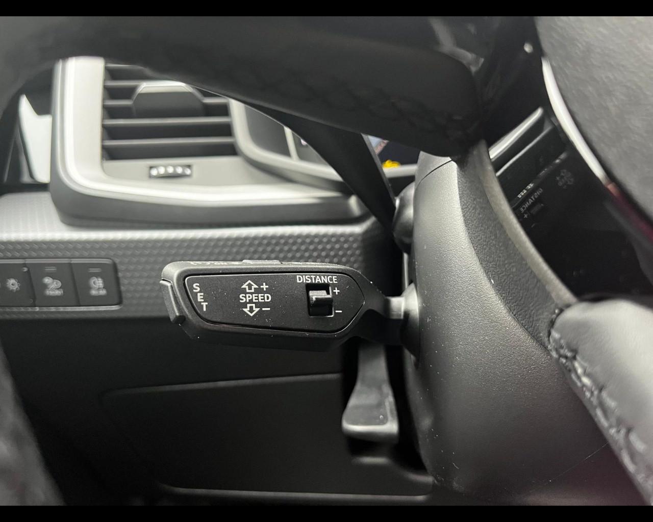 AUDI A1 SPORTBACK 30 TFSI S TRONIC S LINE EDITION