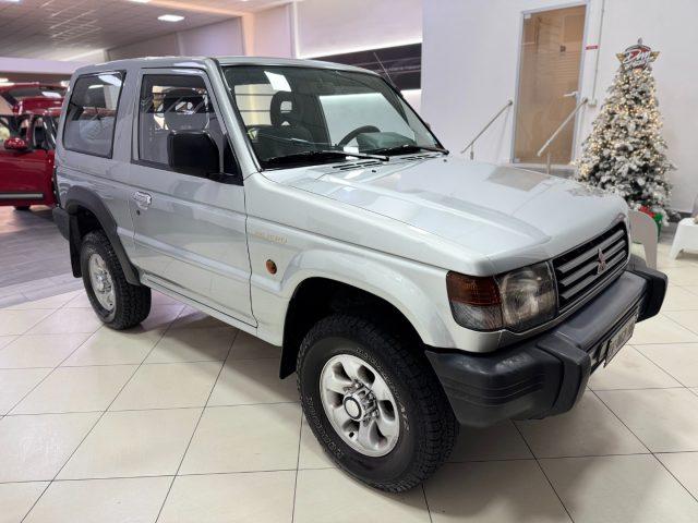 MITSUBISHI Pajero 2.5 TDI Metal-top GLX Autocarro