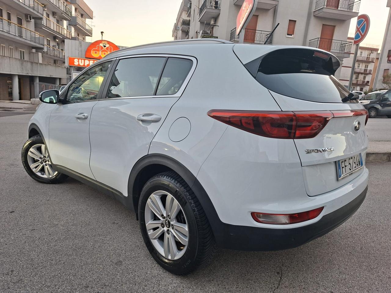 Kia Sportage 1.7 CRDI Cool * Navi * Garantita 12 Mesi