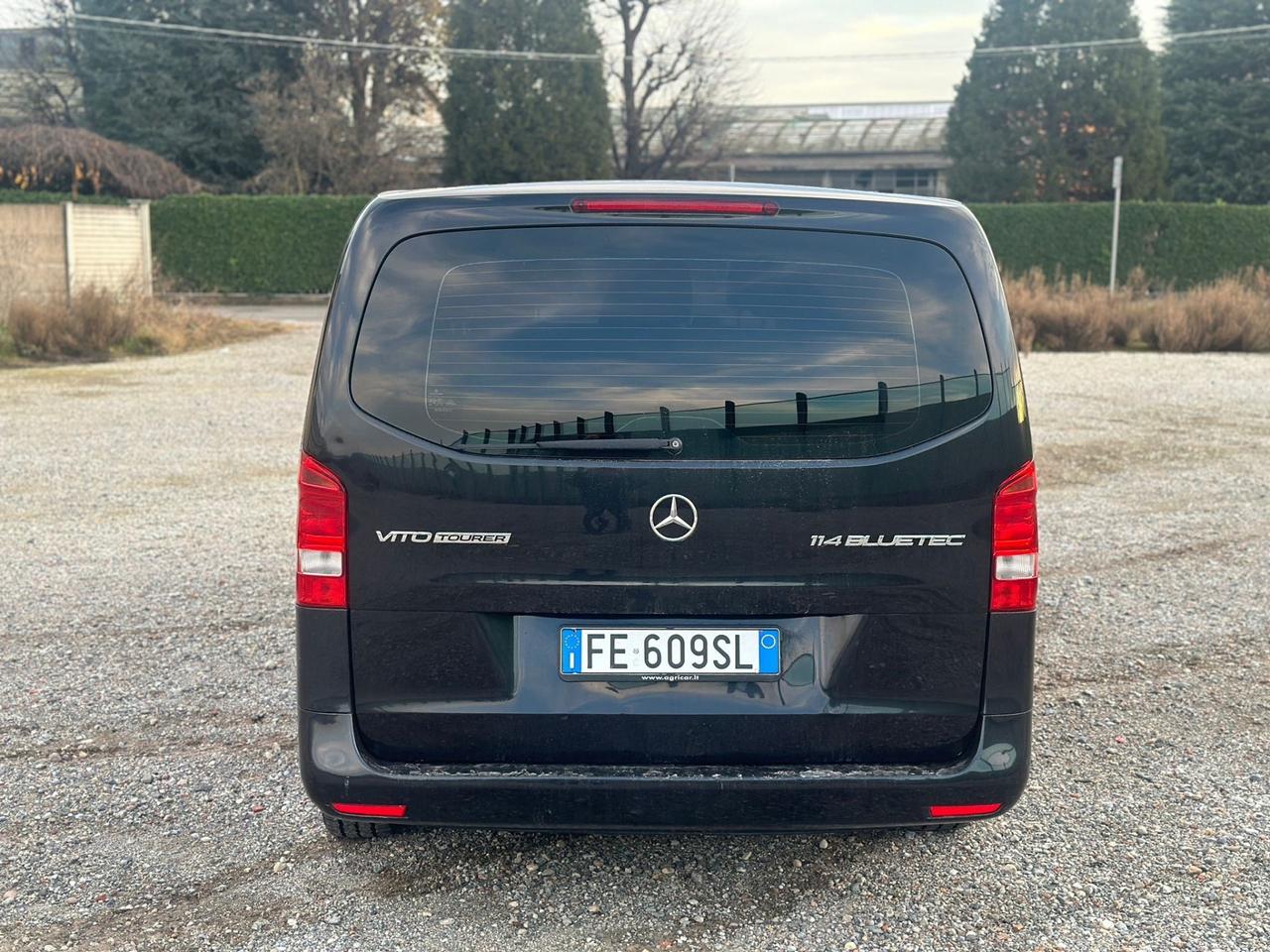 Mercedes-benz Vito tourer 9 POSTI