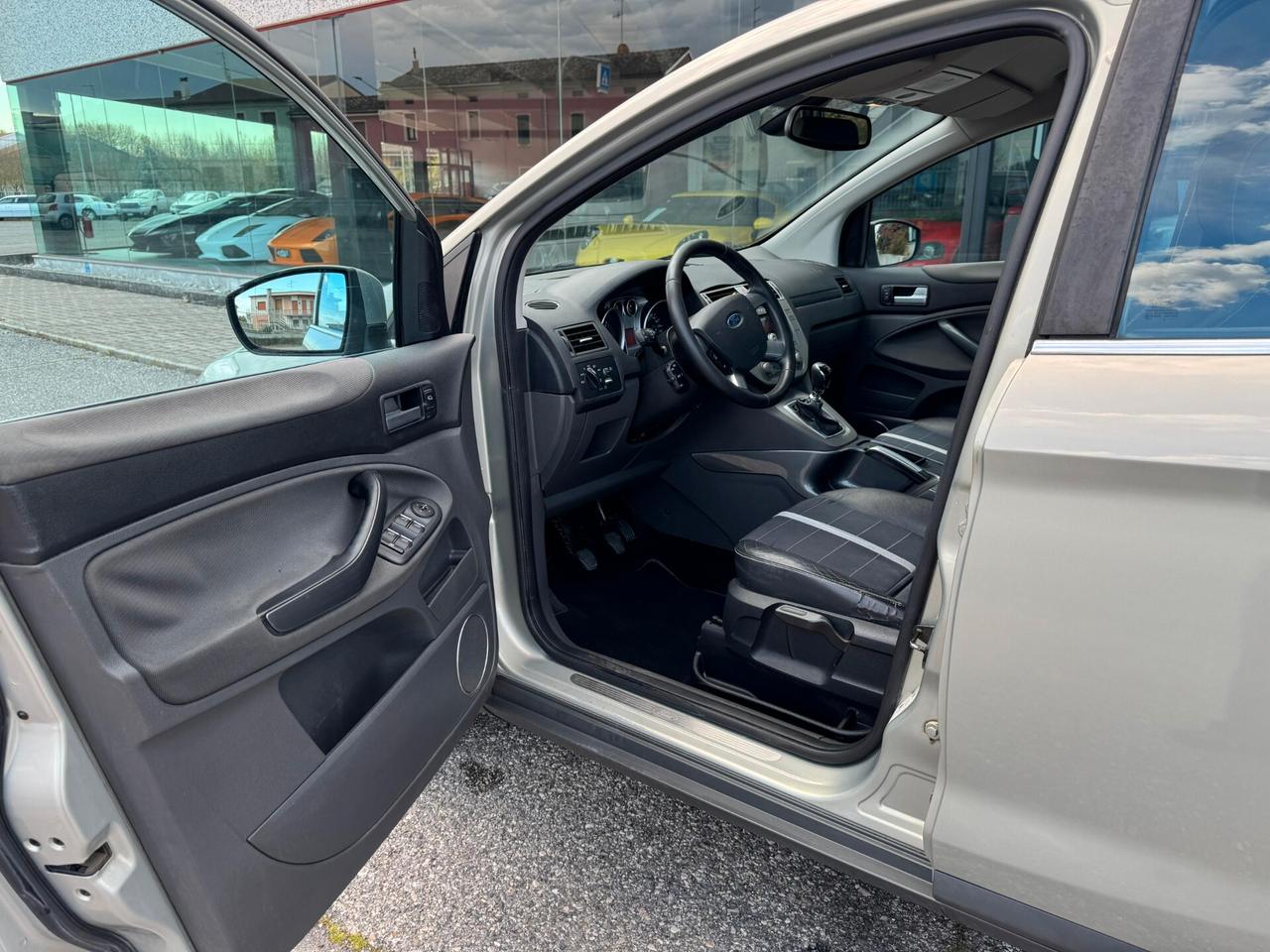 Ford Kuga 2.0 TDCi 136 CV 4WD Titanium DPF