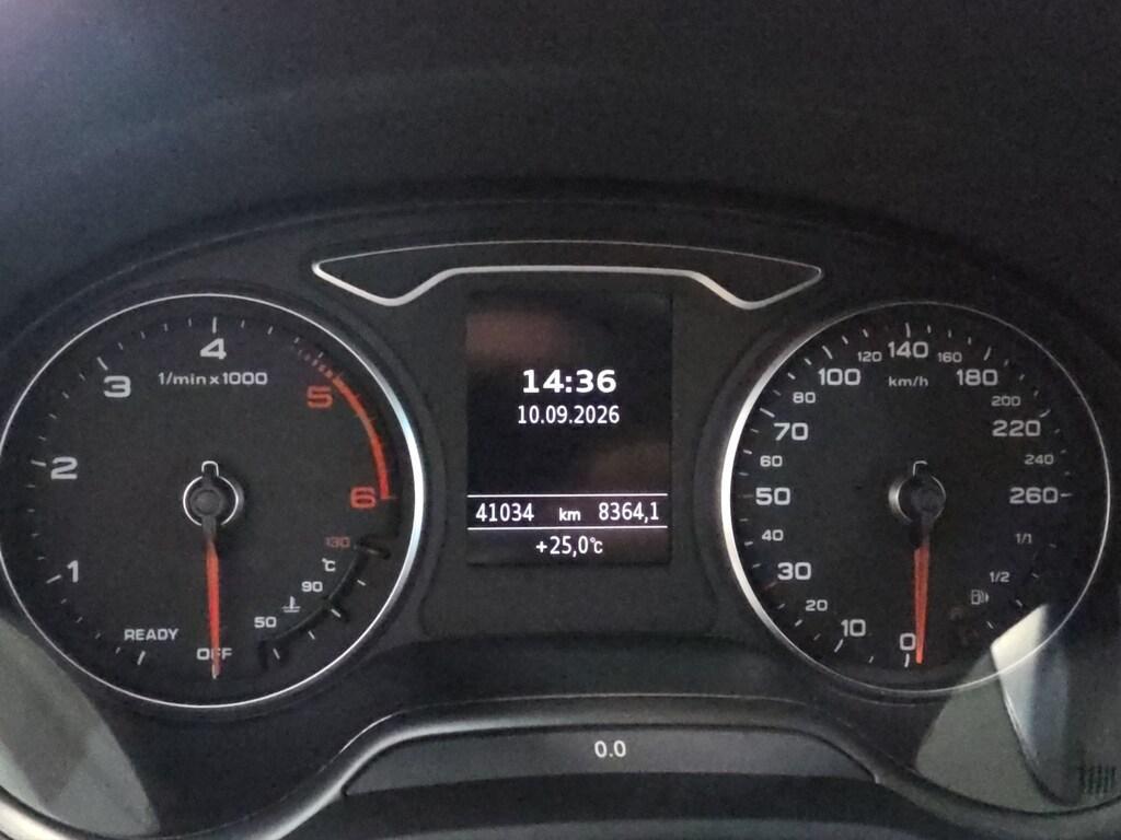 Audi Q2 35 2.0 TDI Business S tronic