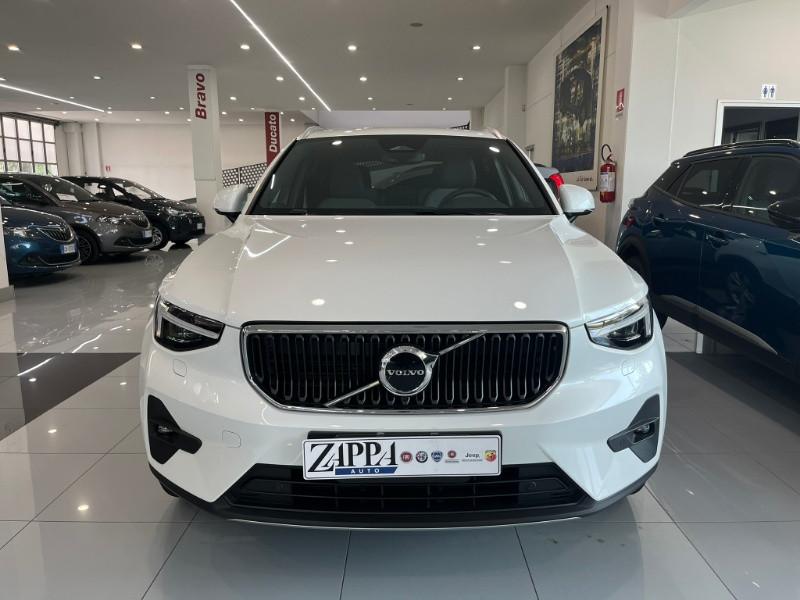 VOLVO XC40 B3 automatico Core