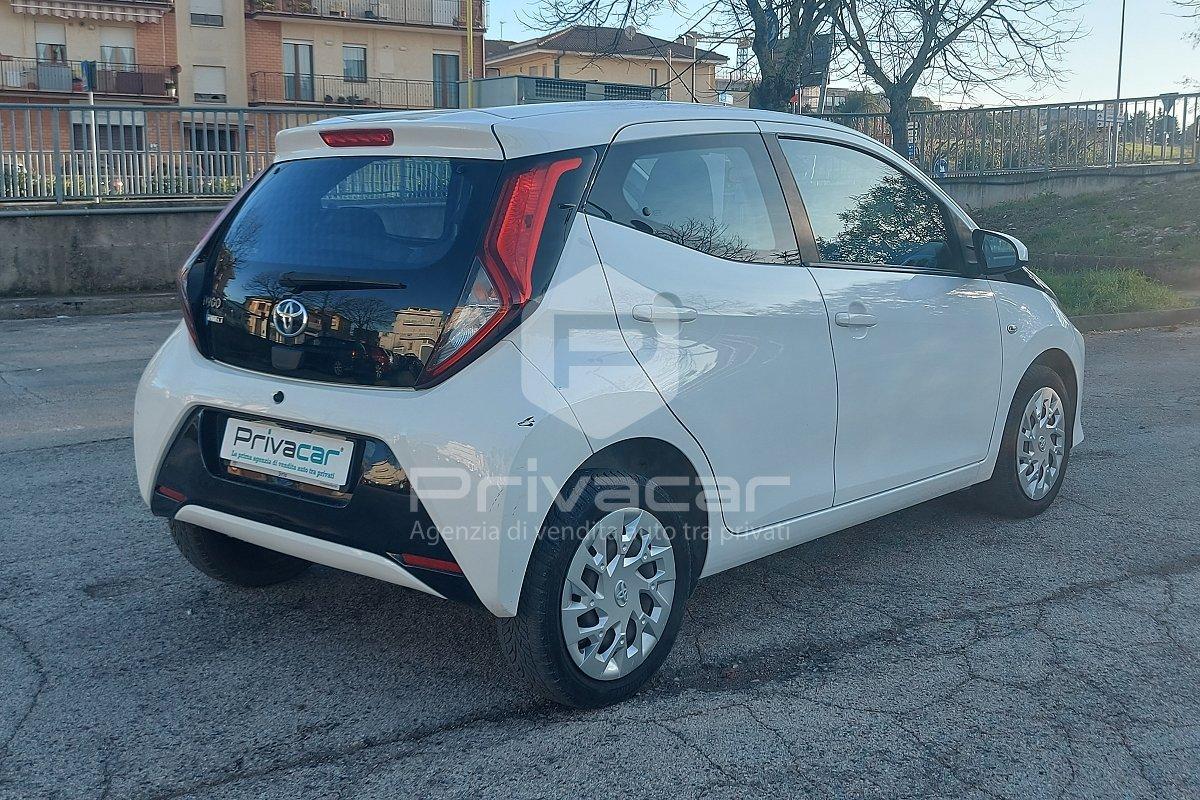 TOYOTA Aygo Connect 1.0 VVT-i 72 CV 5 porte x-play
