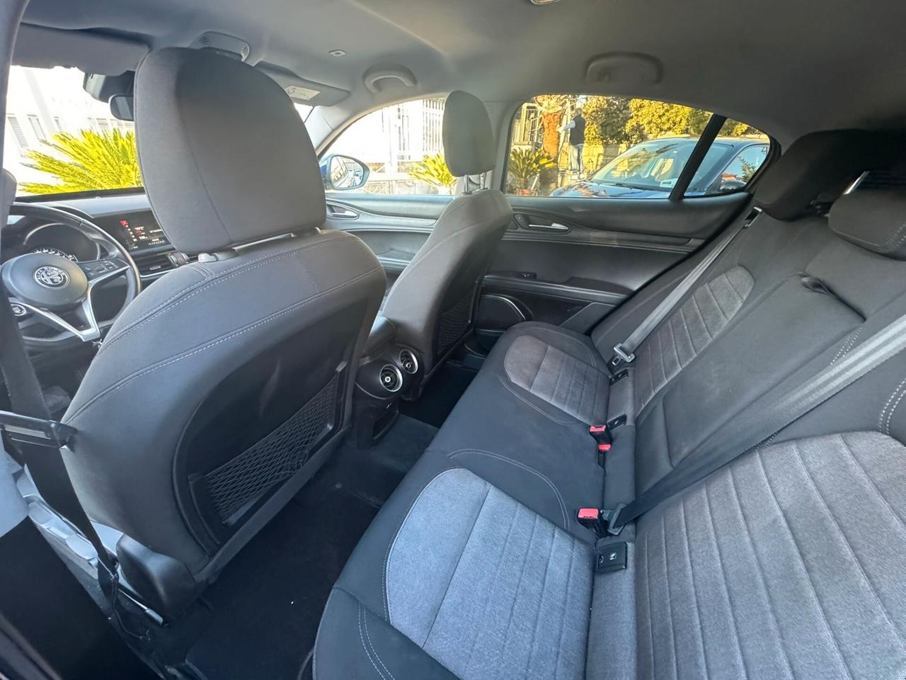 Alfa Romeo Stelvio 2.2 Turbodiesel 180 CV AT8 RWD Executive