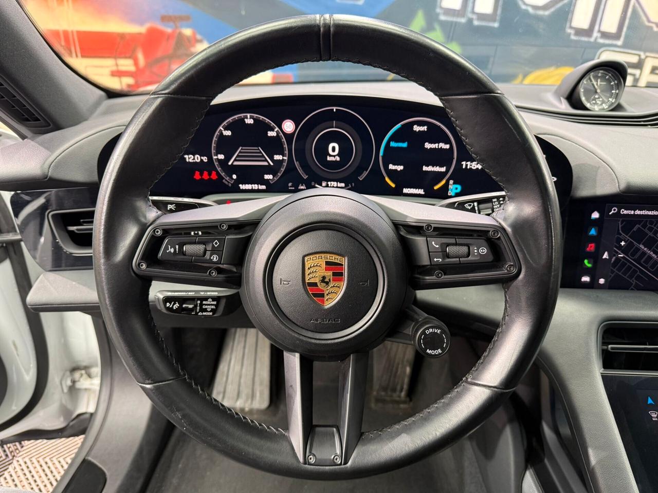 Porsche Taycan 4S Performance (988)