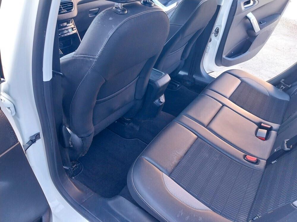 Peugeot 2008 BlueHDi 100 S&S Allure