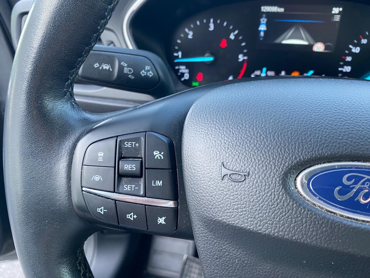 Ford Focus 1.5 120 CV automatico SW Business Co-Pilot
