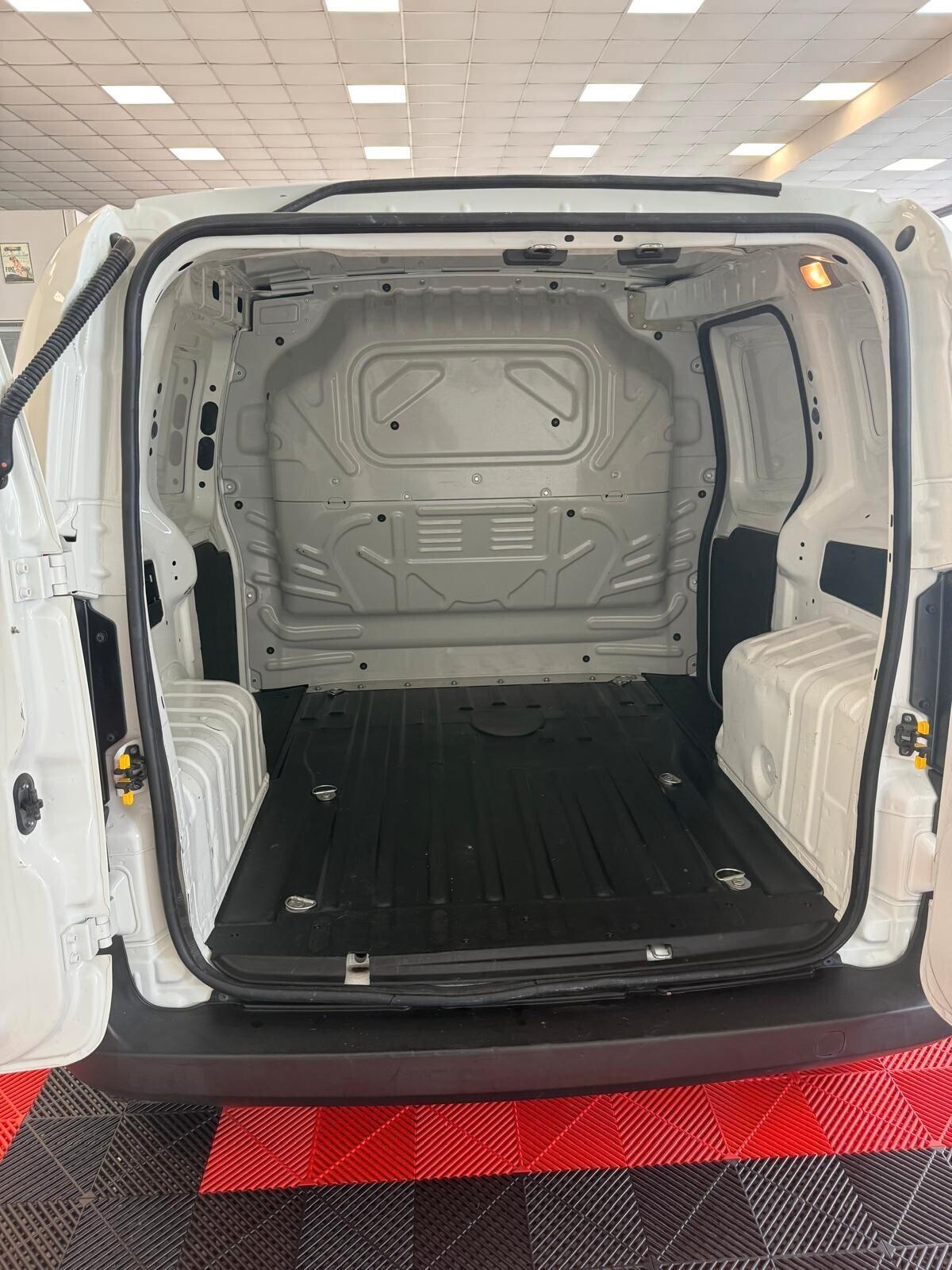 Fiat Fiorino 1.3 MJT 95CV Cargo SX