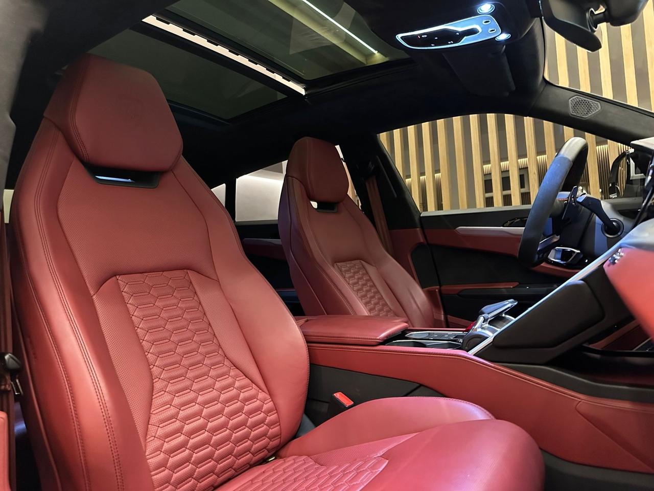 Lamborghini Urus 4.0 FULL PARI AL NUOVO KM ZERO