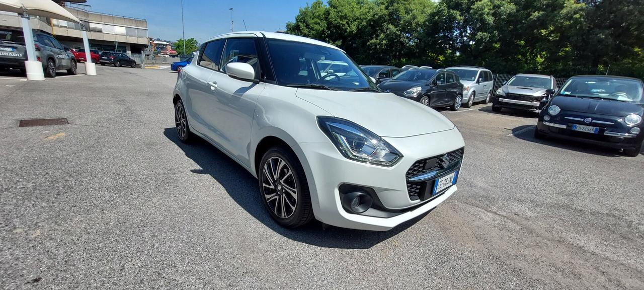 Suzuki Swift 1.2 Hybrid CVT Top cambio automatico
