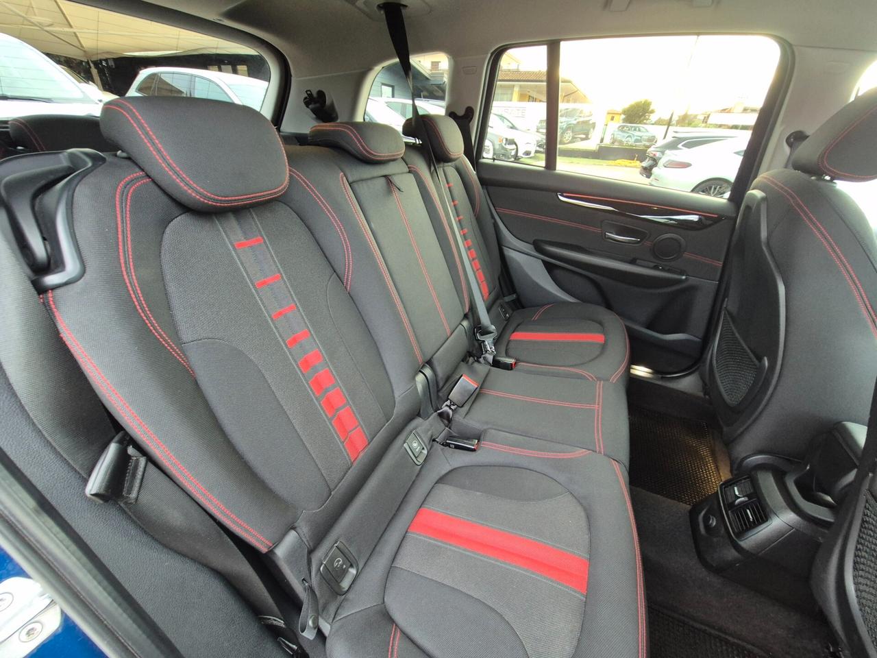 Bmw 218d 2er Active Tourer 218d Luxury 7 POSTI