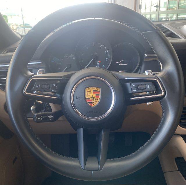 PORSCHE Macan 2.0