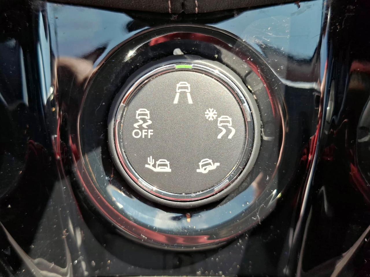 2015 Peugeot 2008 1.6 BlueHDi 100cv Black Matt