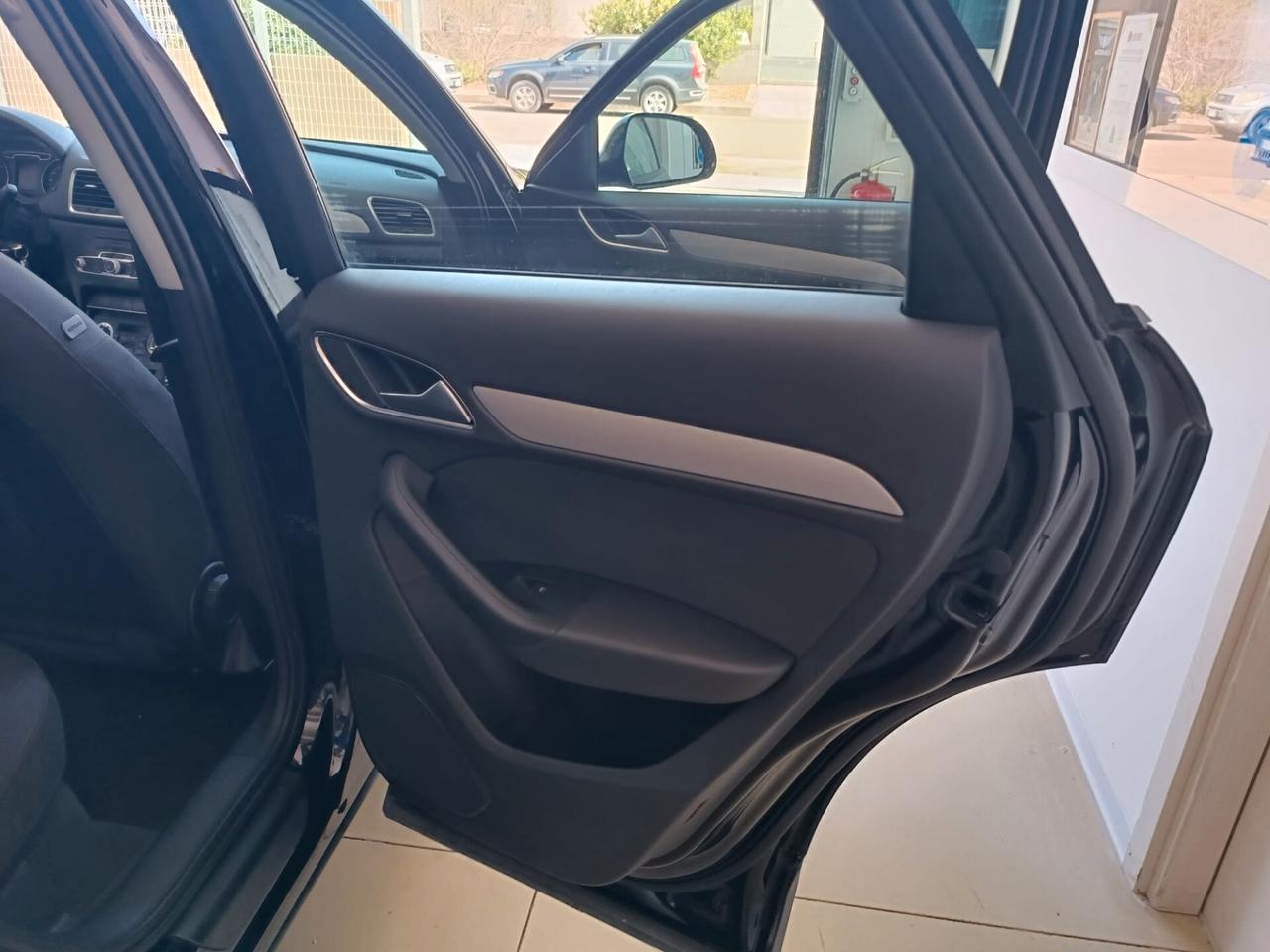 Audi Q3 2.0 TDI Business Plus