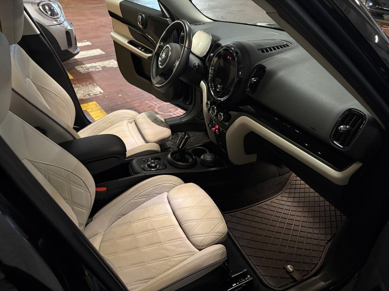 Mini Cooper D Countryman 2.0 SD Classic
