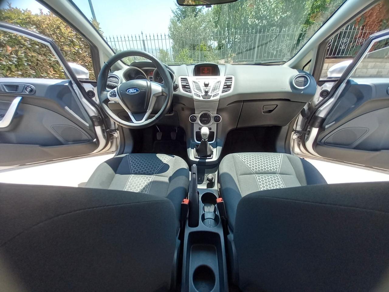 Ford Fiesta 1.4 TDCi 5p. Titanium SOLO 60000 KM