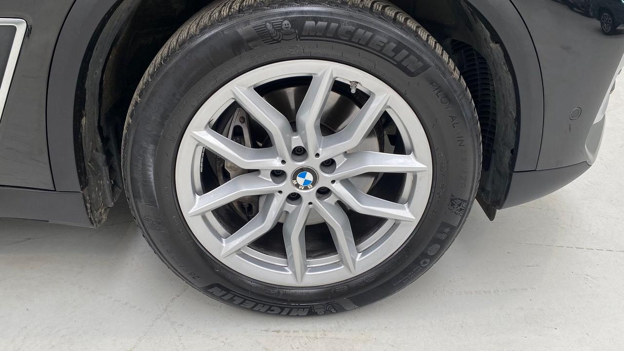 BMW X5 G05 2018 - X5 xdrive30d mhev 48V xLine auto