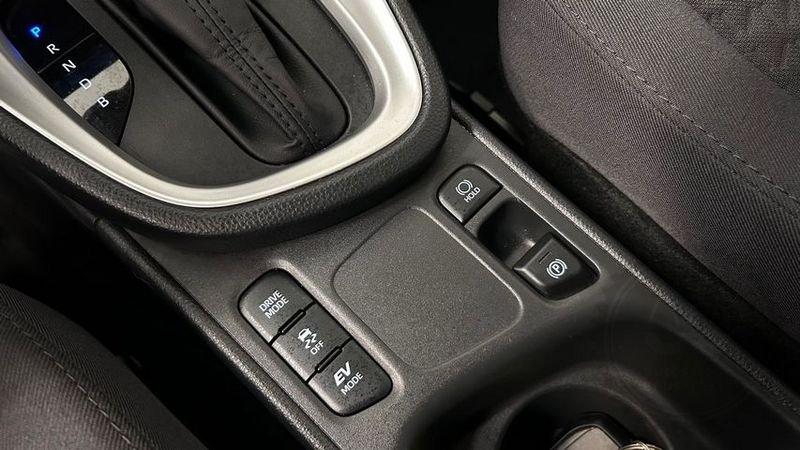 Toyota Yaris Cross 1.5 Hybrid 5p. E-CVT Active *P.ZO REALE*