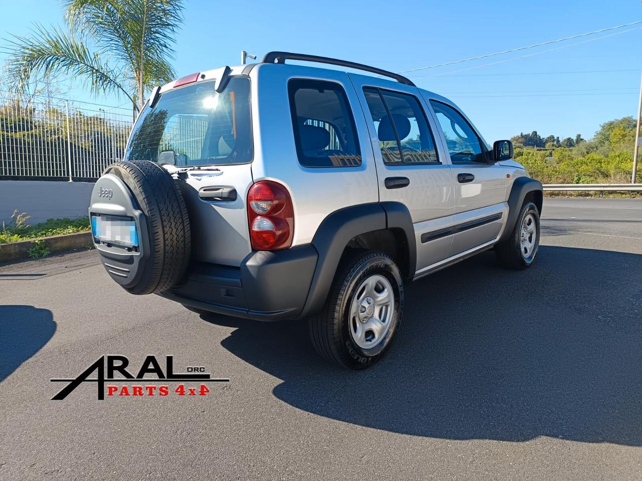 Jeep Cherokee 2.8 CRD LIMITED/SPORT