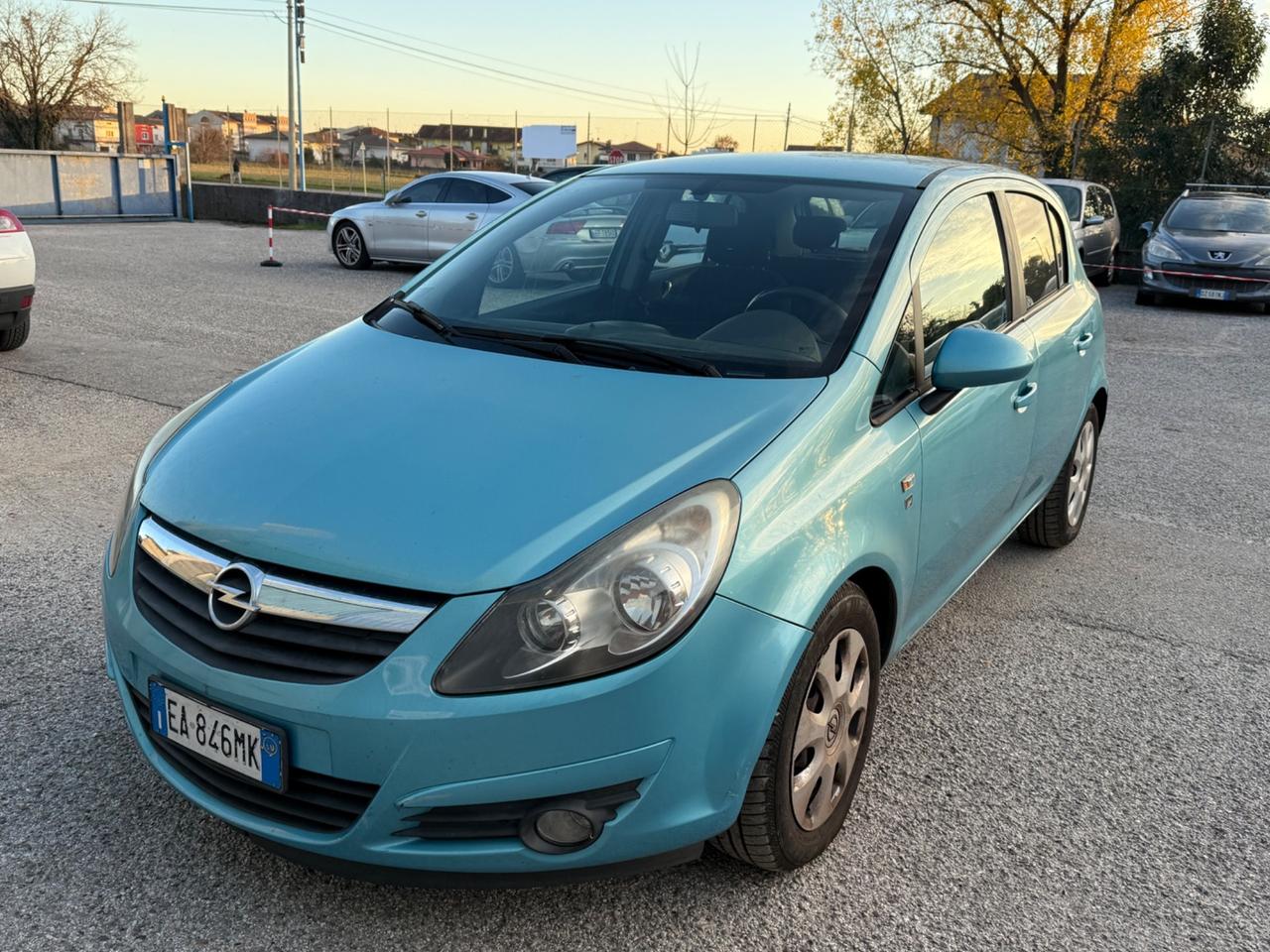 Opel Corsa 1.4 16V 5 porte Cosmo