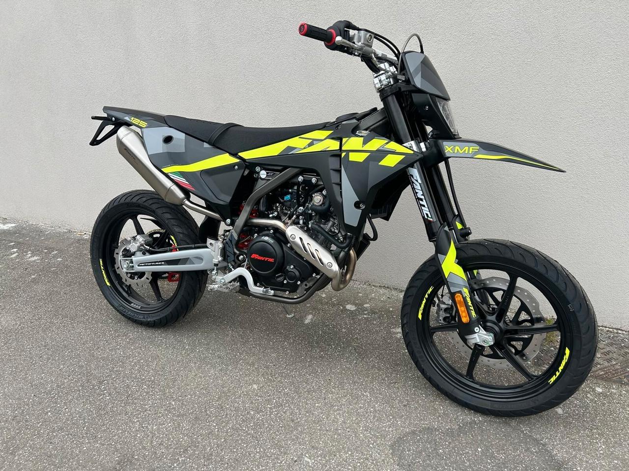 Fantic Motard XMF 125 PERFORMANCE PRONTA CONSEGNA