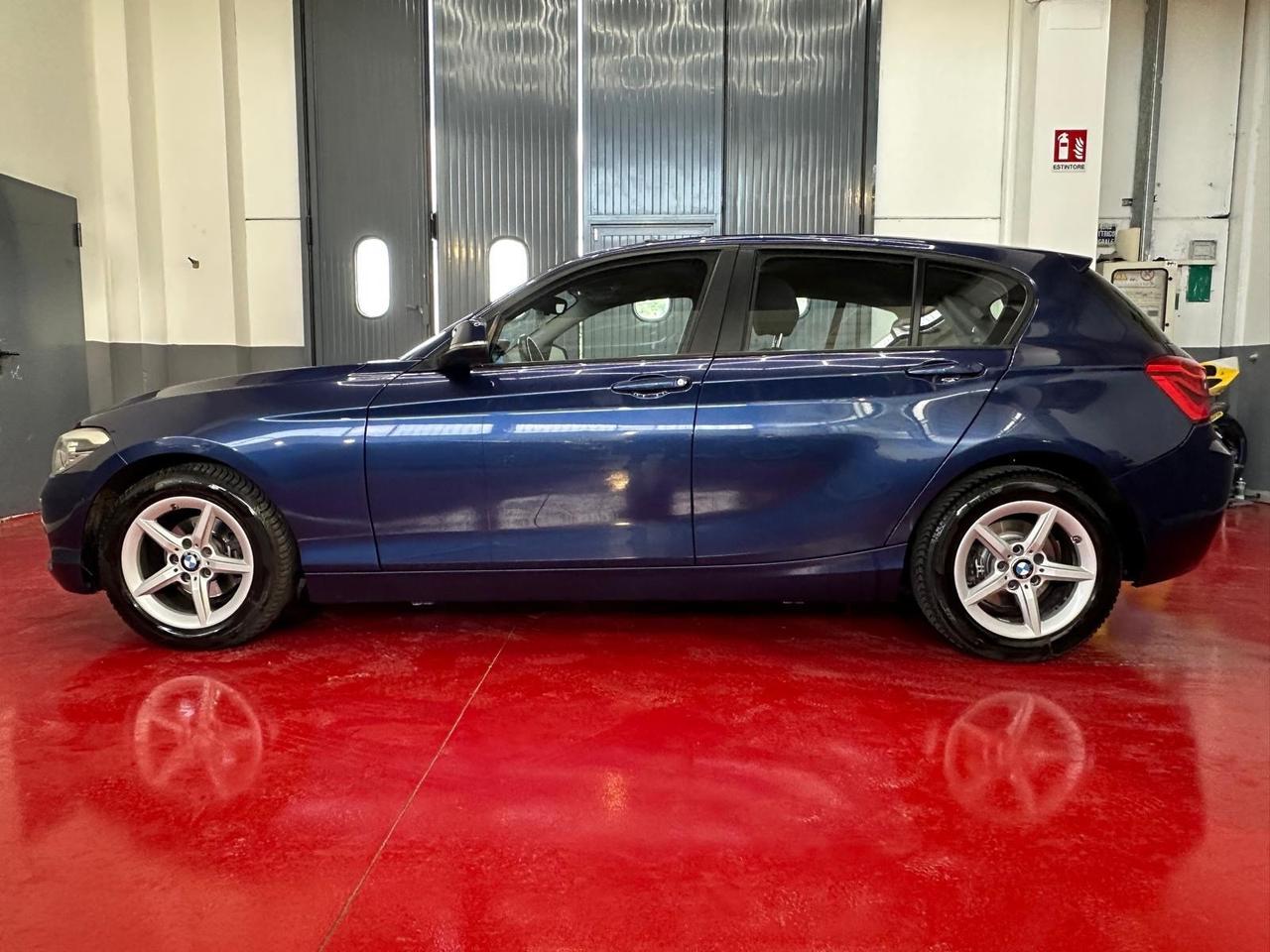Bmw 116 116d 5p. Efficient Dynamics Urban