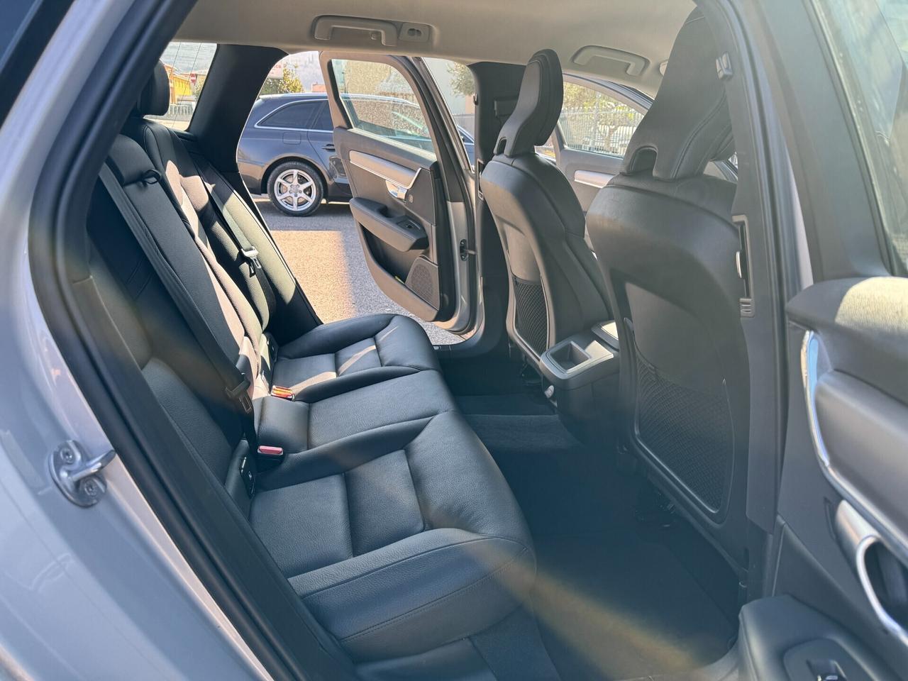 Volvo V90 B4 (d) automatico Plus Bright UNICO PROP