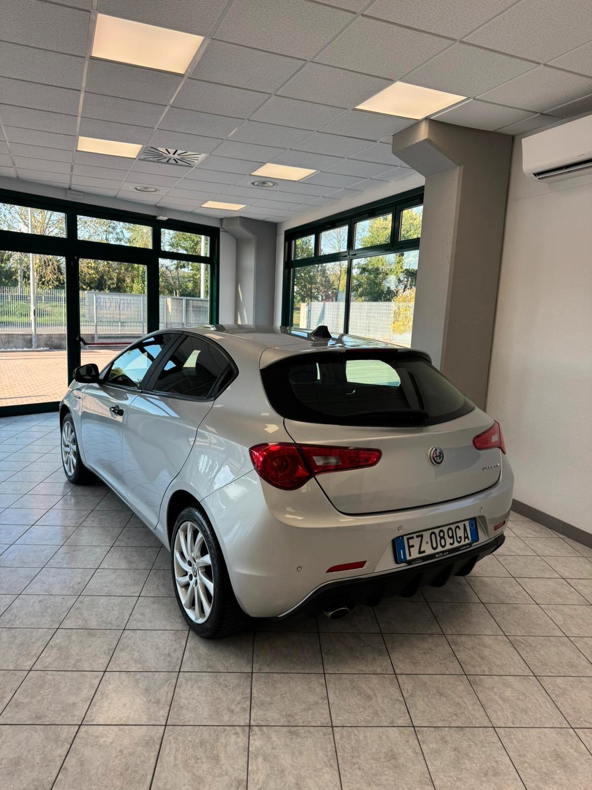Alfa Romeo Giulietta 1.6 JTDm TCT 120 CV Super