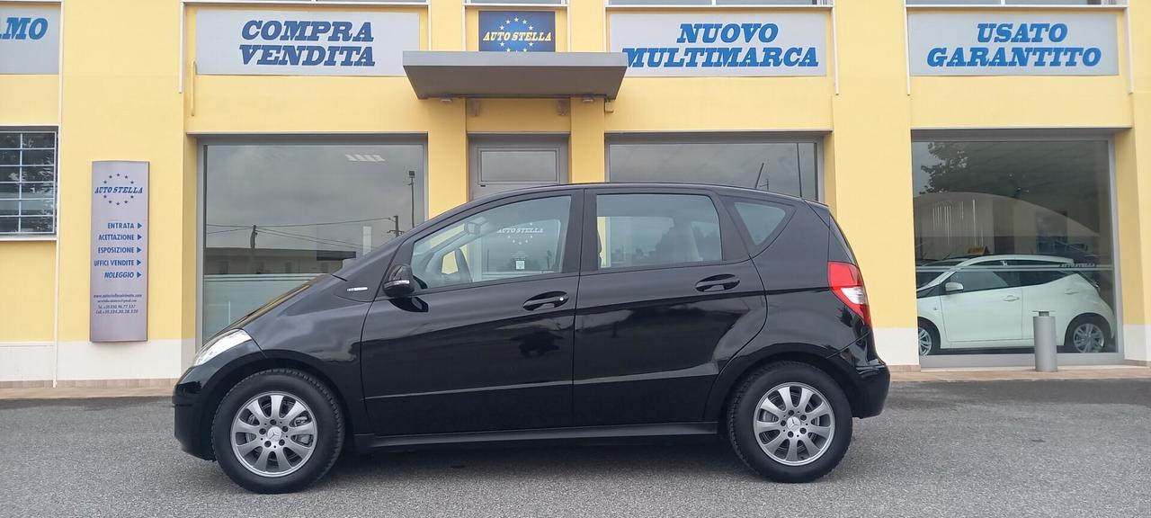 Mercedes-Benz Classe A 160 Benzina cc. 1.5 CV. 95 Cambio Manuale 5 Porte 5 Posti SOLO 62.060 KM. Utilizzabile anche per i Neopatentati.