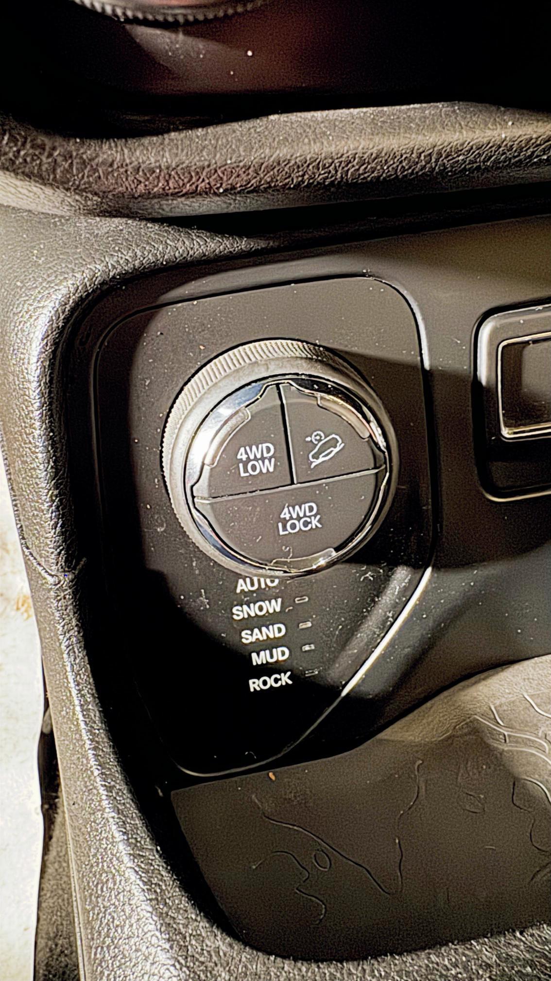 Jeep Renegade 2.0 mjt Trailhawk 4wd 170cv auto Gancio Traino