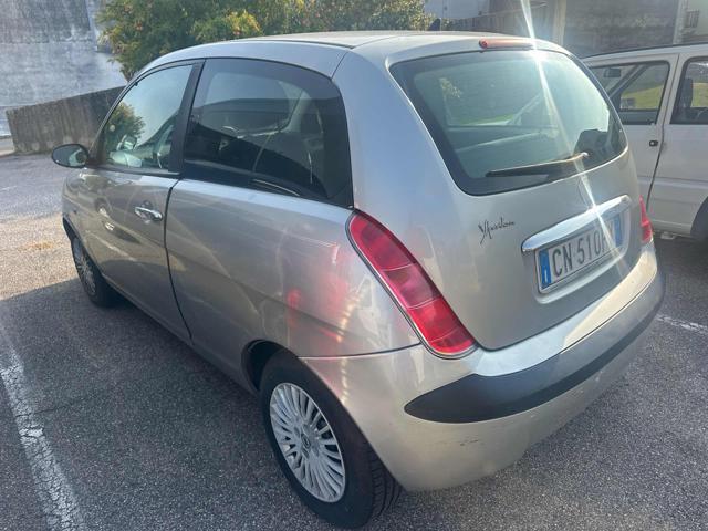 LANCIA Ypsilon 1.2 16V Argento senza nessun lavoro da fare