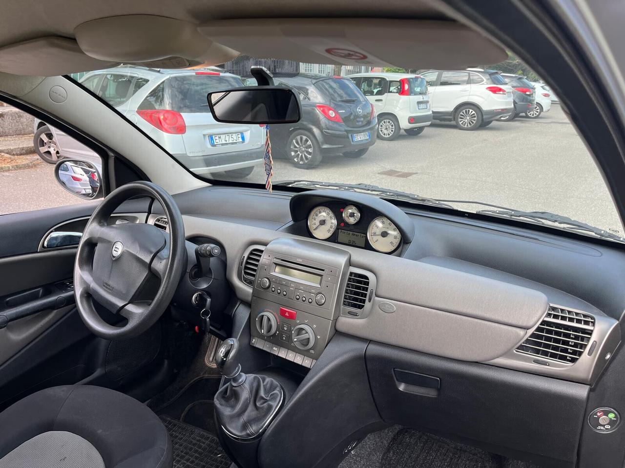 Lancia Ypsilon 1.2 Argento