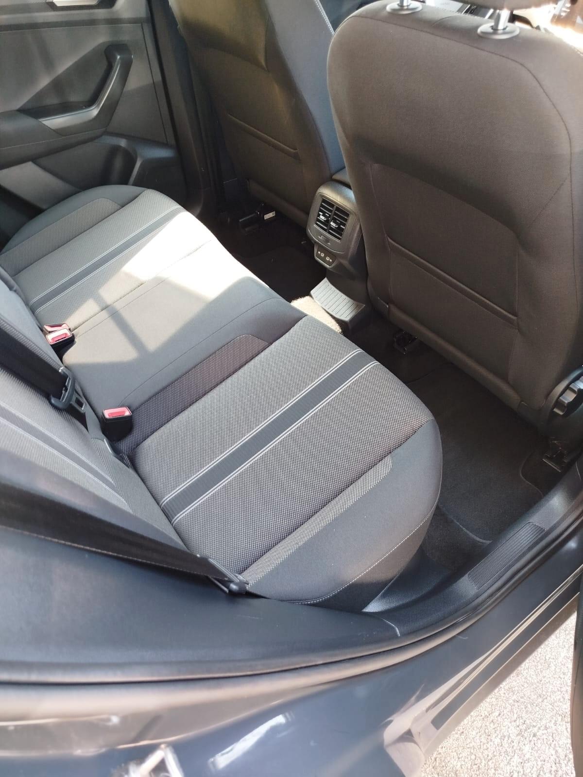 Volkswagen T-Roc 1.0 TSI Business BlueMotion Technology