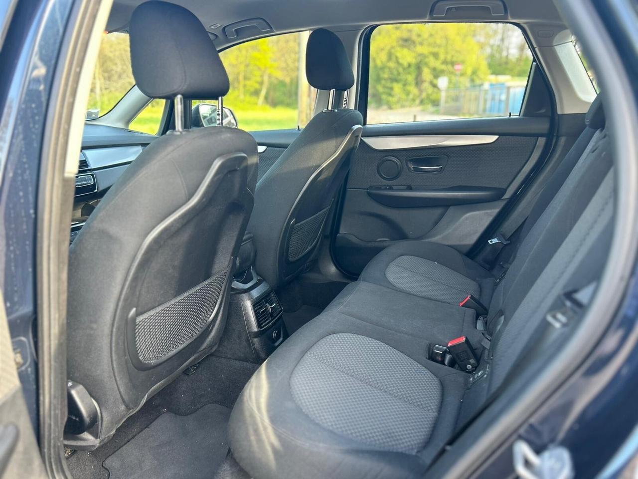 BMW 216d Active Tourer Navi Sensori Cruise Euro6 OK Neopatentati