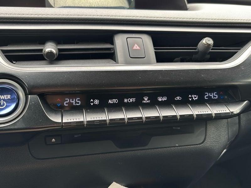 Lexus UX UX 250h 2.0 Business 2wd cvt