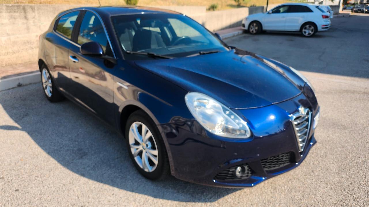 Alfa Romeo Giulietta 1.6 JTDm-2 105 CV Distinctive