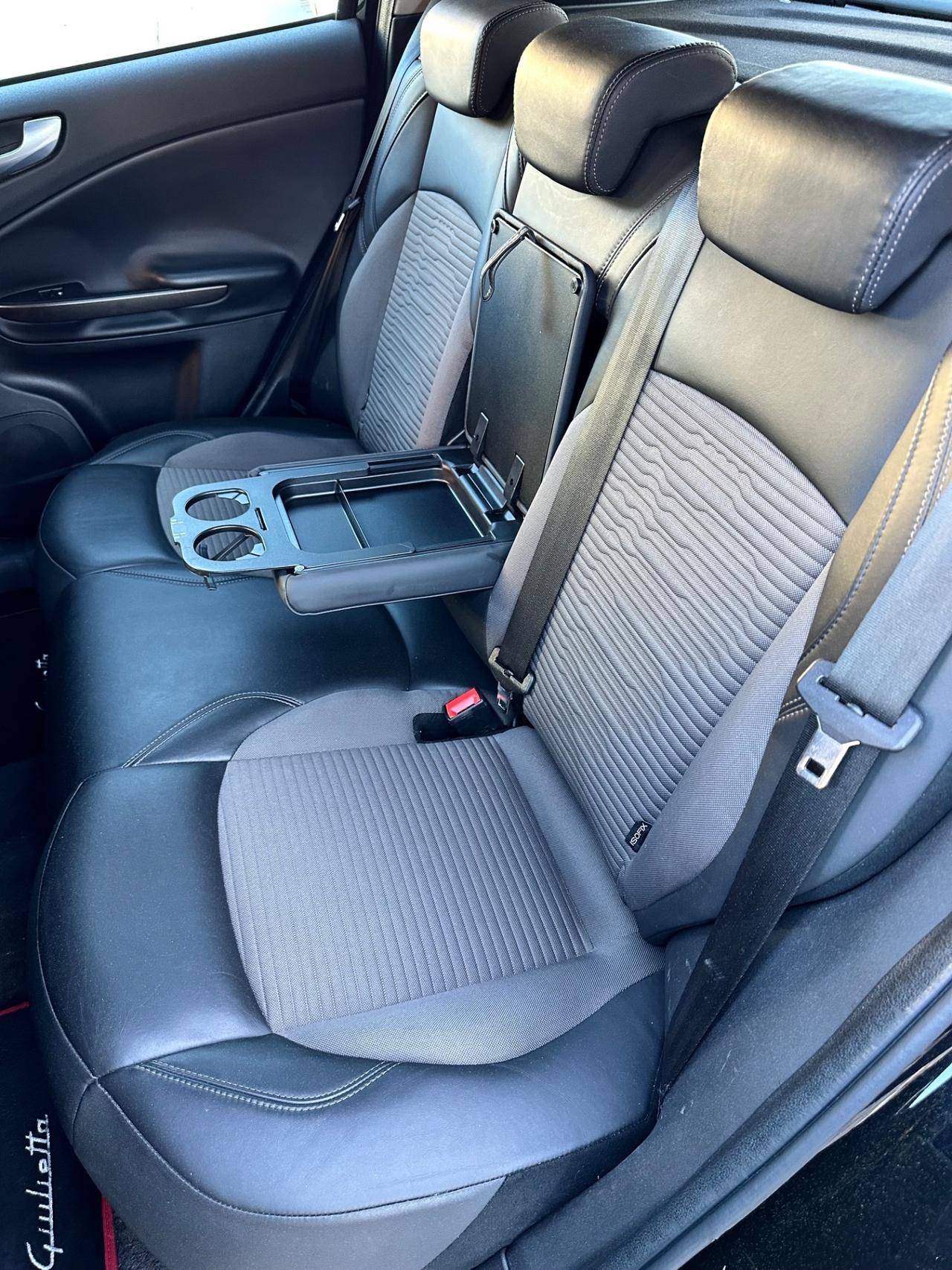 Alfa Romeo Giulietta 1.6JTDm-2 120 CV Distinctive