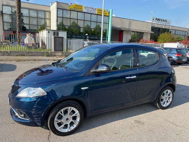 Lancia Ypsilon 1.2 8V Silver Ecochic GPL*EURO6B*NEOPATENTATI