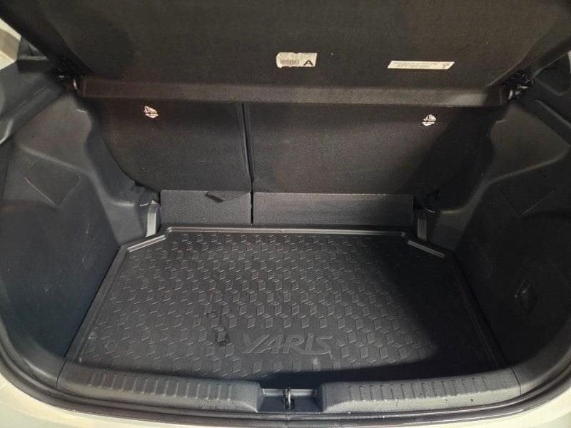 Toyota Yaris 4ª serie 1.5 Hybrid 5 porte Active