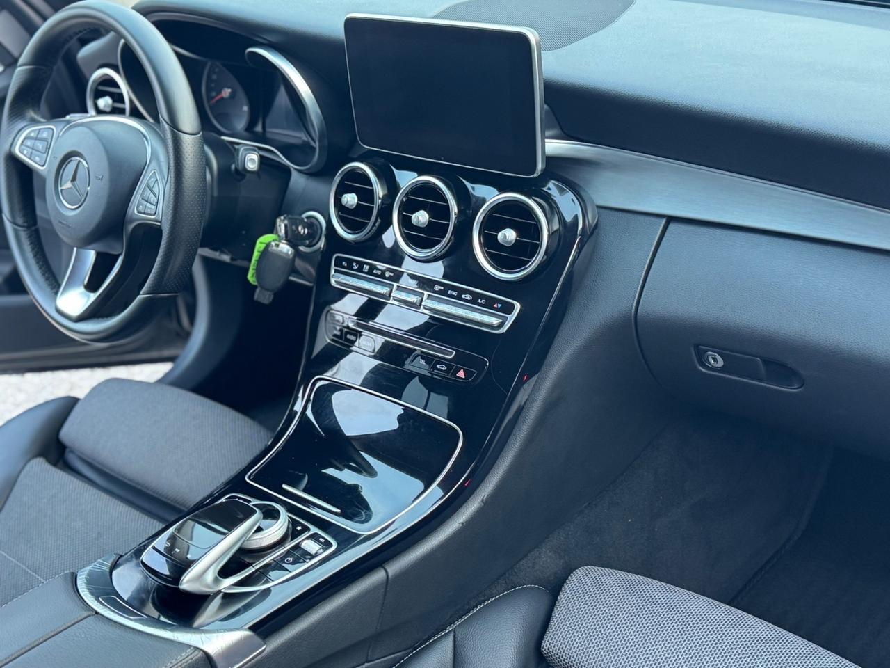 Mercedes-benz C 220 Automatico AMG LINE !